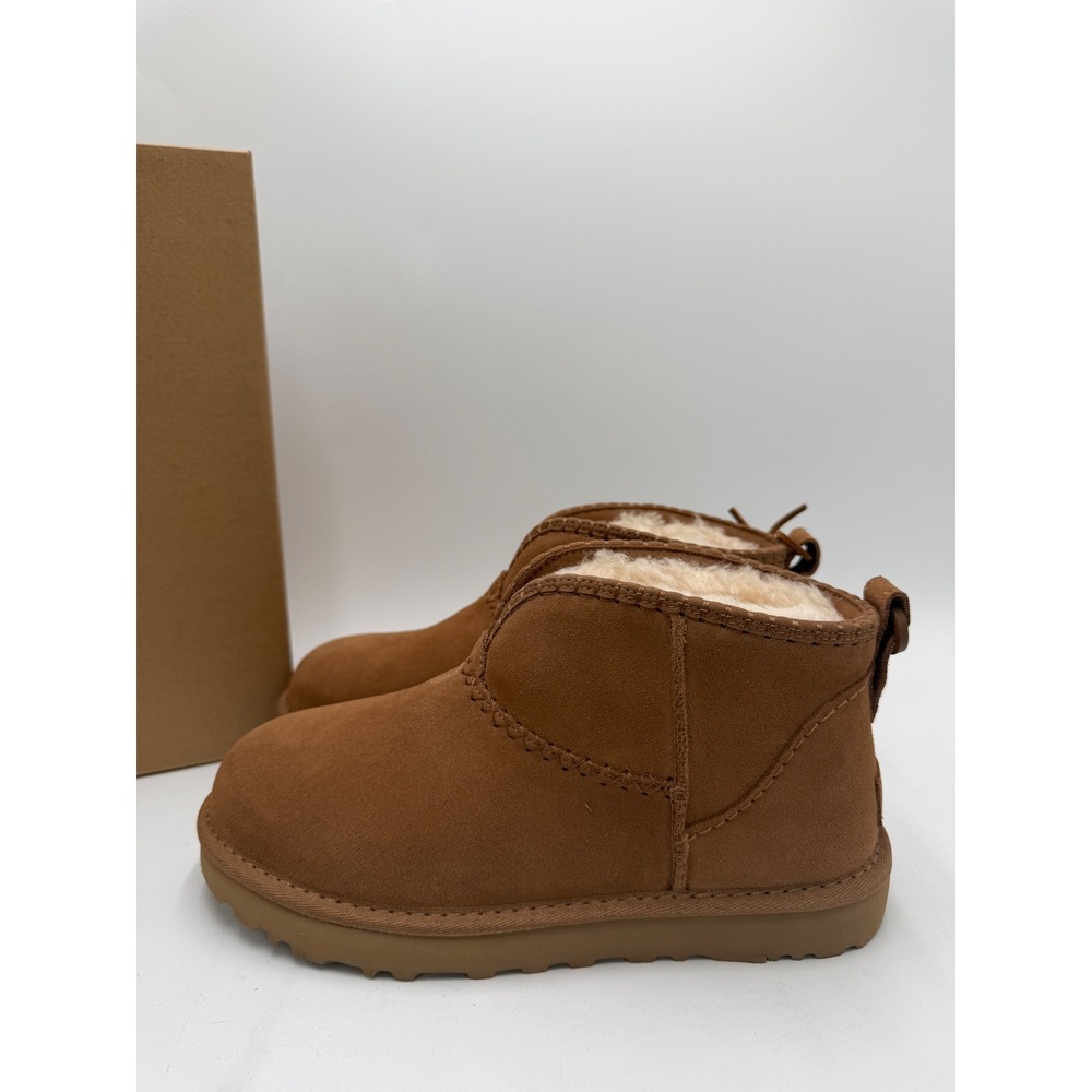 UGG Women's Classic Ultra Mini Elaria Chestnut Brown Size 7 New in Box Authentic